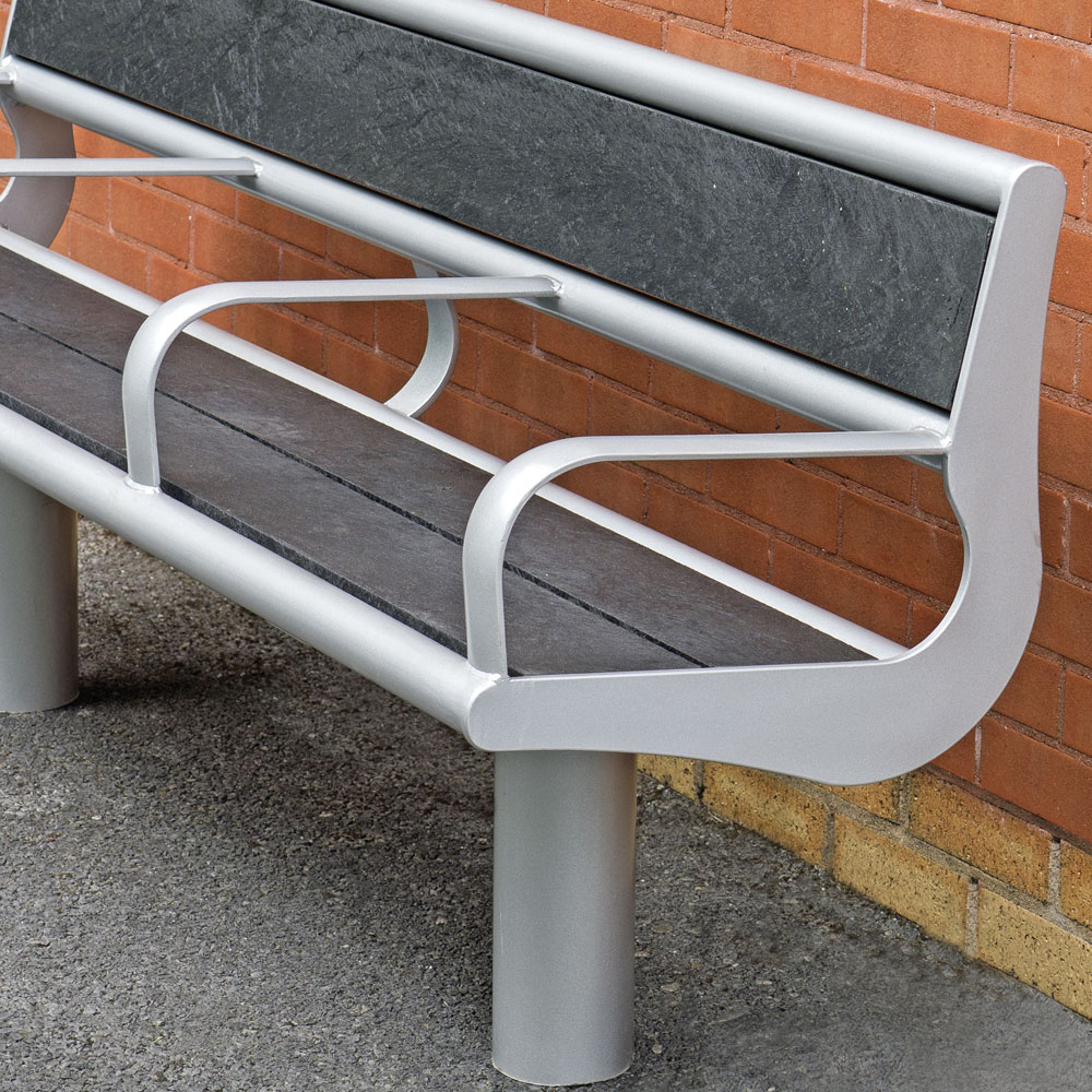 Cambourne Seat with end arms